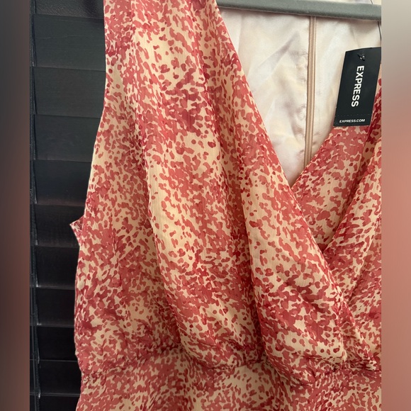 Express Ruffle Mini Dress - Picture 2 of 4